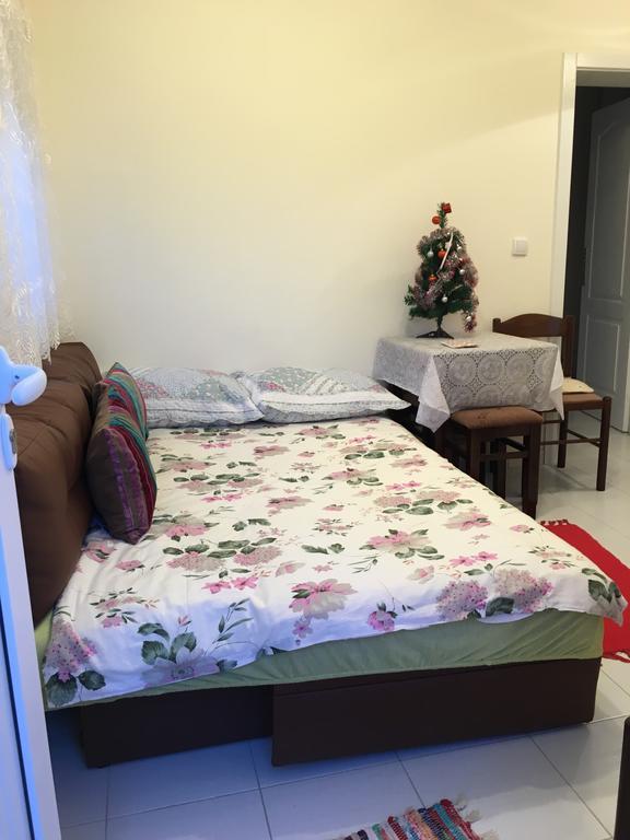 Apartment Vistanova Връдник Стая снимка